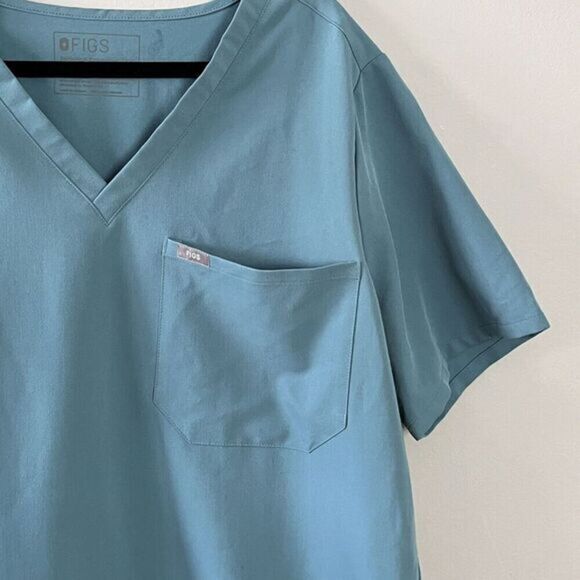 FIGS Technical Collection Lot of 2 Scrubs Shirts‎ Size XXL V-Neck Nurse Medical - Picture 11 of 15